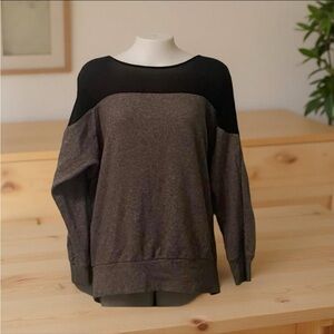 𝙵𝚕𝚊𝚜𝚑 𝚂𝚊𝚕𝚎 ‧₊˚❀༉ NWOT Black Sheer Shoulder Express Boatneck Lightweight Sweater